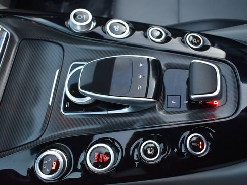Used 2018 Mercedes-Benz AMG GT C image 34