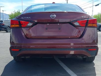 Used 2024 Nissan Altima 2.5 SV