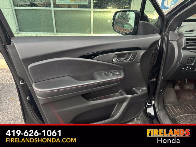 Used 2021 Honda Pilot Black Edition image 14