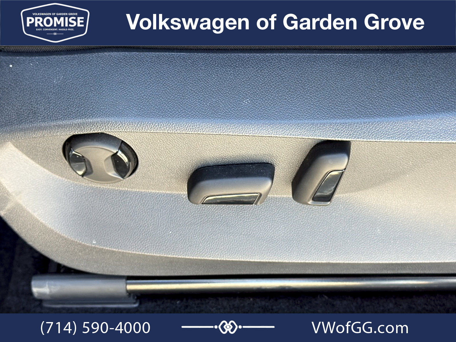 Used 2023 Volkswagen Tiguan SE FWD image 15