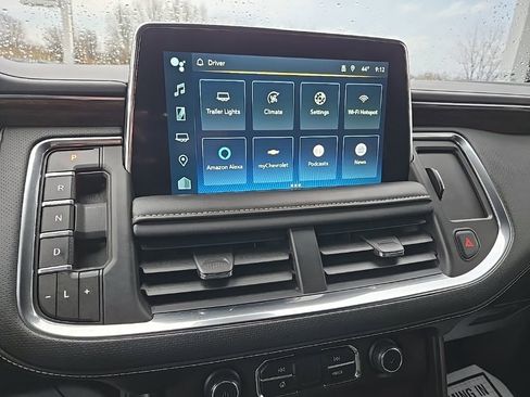 Used 2024 Chevrolet Tahoe Premier AWD/4WD image 57