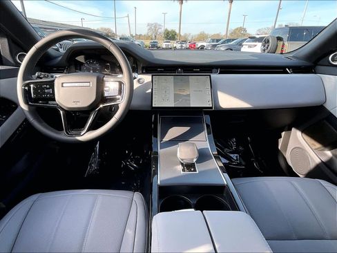 New 2026 Land Rover Range Rover Evoque S image 7