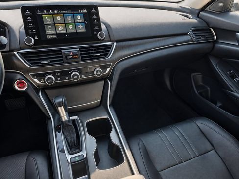 Used 2019 Honda Accord EX-L image 31