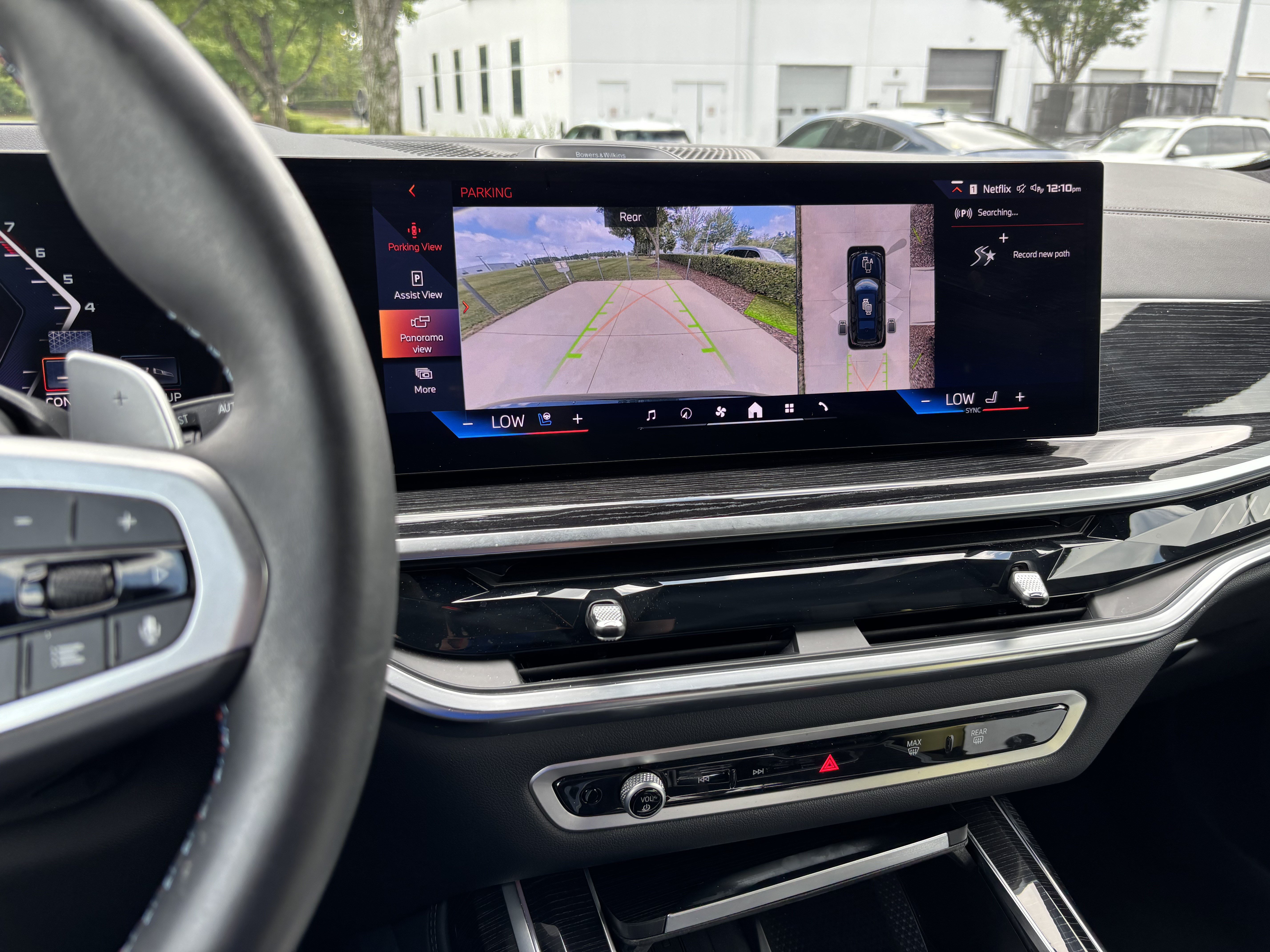 Certified 2026 BMW X7 M60i w/ Climate Comfort Package AWD/4WD image 30