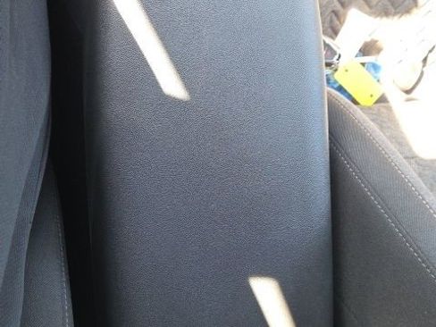 Used 2024 Chevrolet Equinox LT image 36