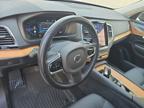 Used 2023 Volvo XC90 B6 Plus w/ Protection Package Premier image 22