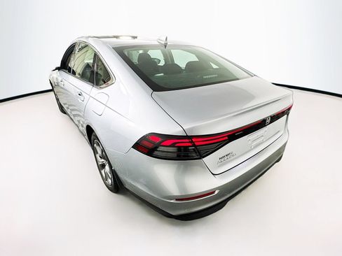 Used 2023 Honda Accord EX image 6