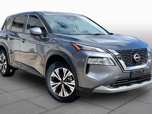 Certified 2023 Nissan Rogue SV image 3