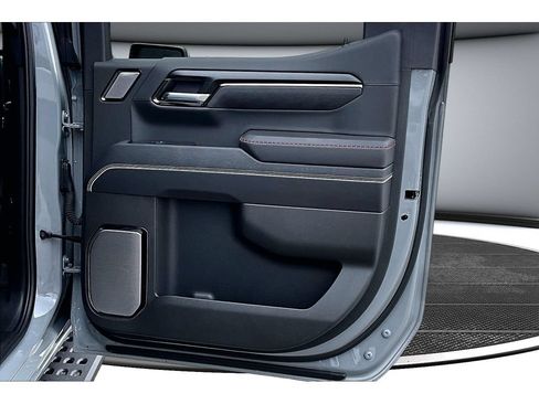 Used 2025 GMC Sierra 1500 AT4X AWD/4WD image 44
