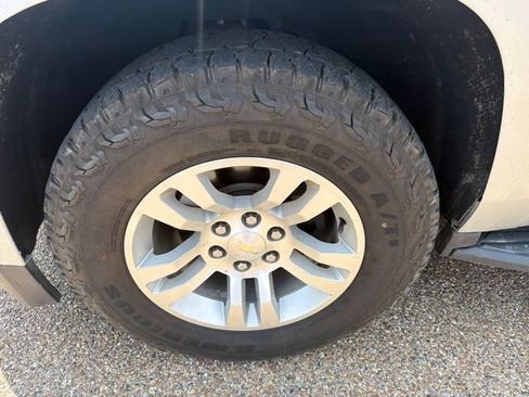 Used 2020 Chevrolet Tahoe LT RWD image 11