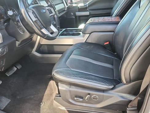 Used 2019 Ford F350 Platinum w/ Platinum Ultimate Package image 7