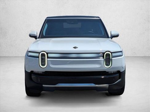 Used 2025 Rivian R1S Adventure AWD/4WD image 2