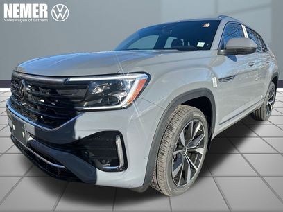 New 2026 Volkswagen Atlas Cross Sport SEL Premium R-Line