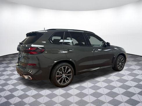 New 2026 BMW X5 xDrive40i w/ M Sport Package image 8