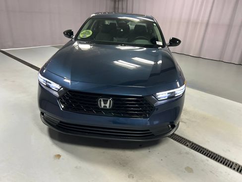 Used 2026 Honda Accord SE image 2