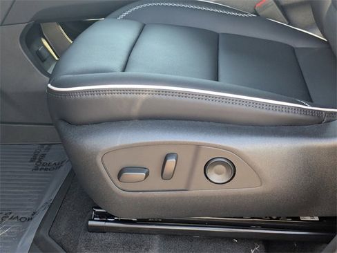 New 2026 GMC Acadia Denali w/ Super Cruise Package image 20