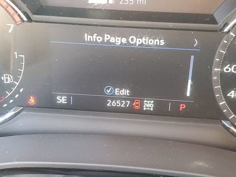 Certified 2023 Cadillac XT5 Premium Luxury w/ LPO, Floor Liner Package AWD/4WD image 17