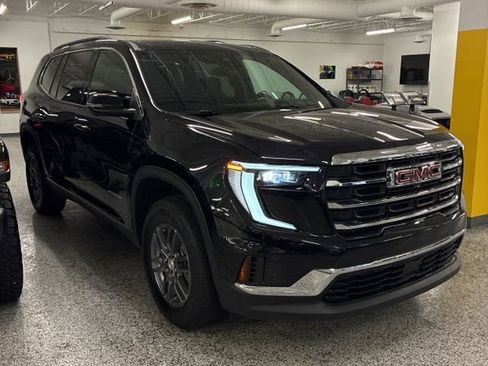 Used 2025 GMC Acadia Elevation FWD image 6