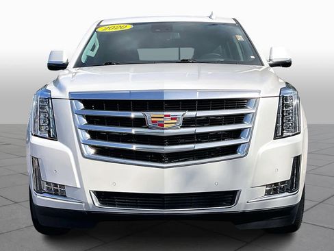 Used 2020 Cadillac Escalade Luxury image 3
