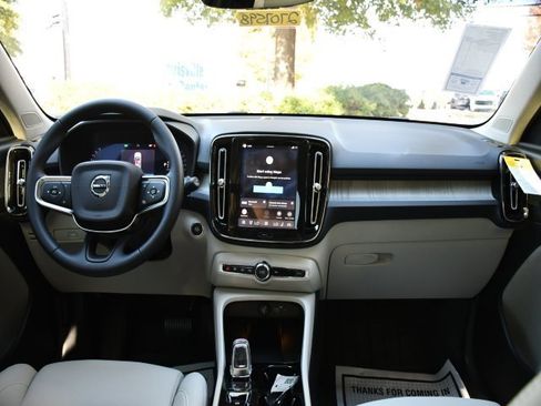 New 2026 Volvo XC40 B5 Plus w/ Protection Package Premier image 17