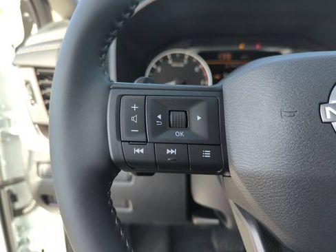 New 2026 Nissan Rogue SV FWD image 33