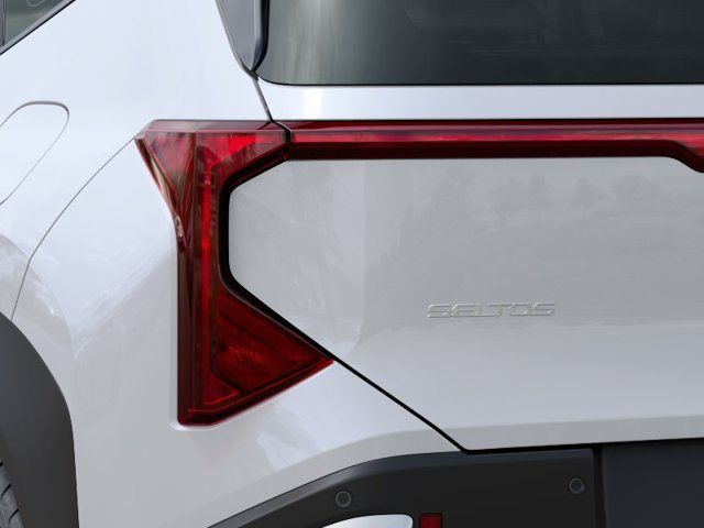 New 2027 Kia Seltos LX FWD image 11