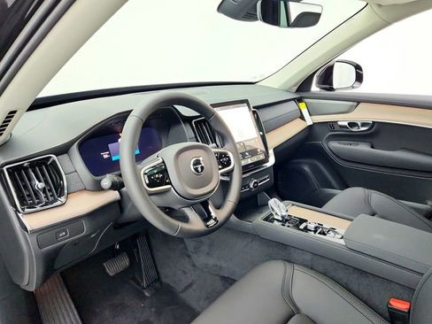 New 2026 Volvo XC90 B6 Plus w/ Protection Package image 16