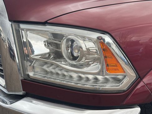 Used 2018 RAM 3500 Laramie Longhorn image 9