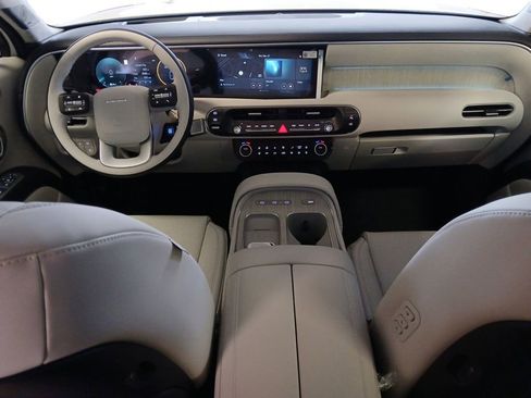 New 2026 Hyundai Palisade Calligraphy FWD image 10