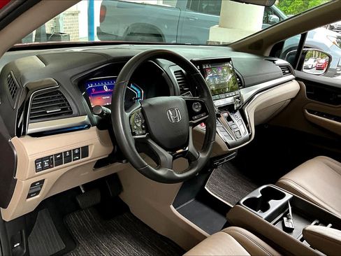 Certified 2023 Honda Odyssey Touring image 51