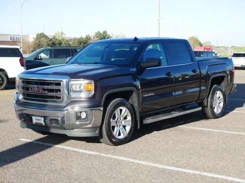 Used 2014 GMC Sierra 1500 SLE w/ SLE Value Package AWD/4WD image 5