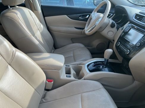 Used 2015 Nissan Rogue SL image 19