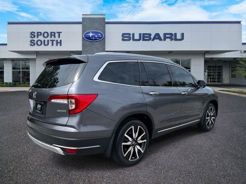 Used 2019 Honda Pilot Touring image 3