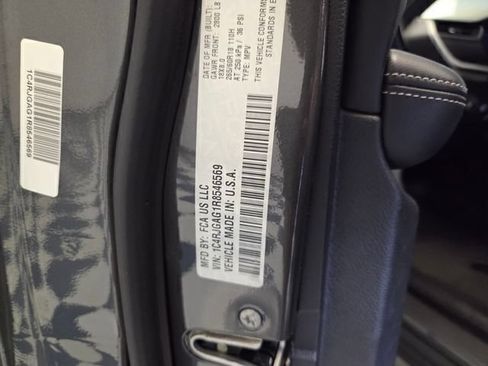 Used 2024 Jeep Grand Cherokee Altitude RWD image 26