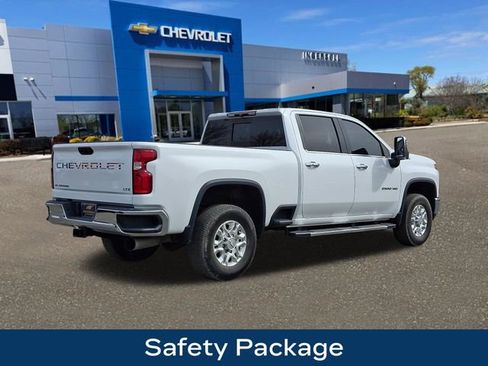 Used 2020 Chevrolet Silverado 2500 LTZ w/ LTZ Plus Package image 9