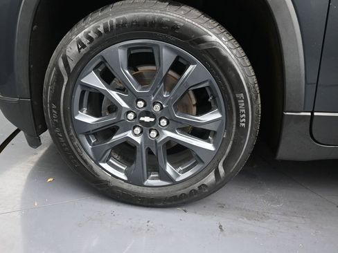 Used 2020 Chevrolet Traverse RS image 9