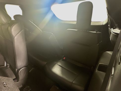 Used 2024 Mitsubishi Outlander SE AWD/4WD image 29