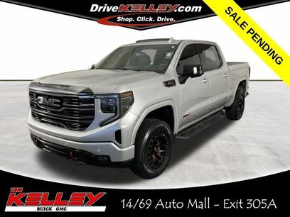 Used 2022 GMC Sierra 1500 AT4 w/ AT4 Premium Package