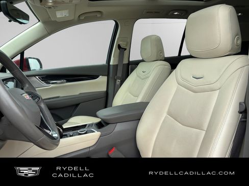 Certified 2024 Cadillac XT6 Premium Luxury w/ Technology Package AWD/4WD image 5