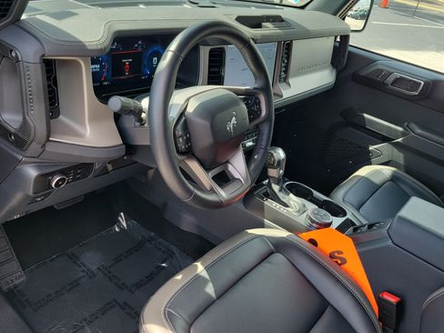 Certified 2025 Ford Bronco Outer Banks AWD/4WD image 20