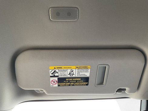 Used 2024 Toyota Grand Highlander XLE image 31