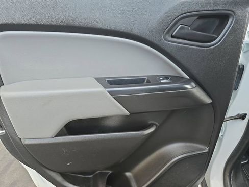 Used 2021 Chevrolet Colorado W/T w/ WT Convenience Package AWD/4WD image 16