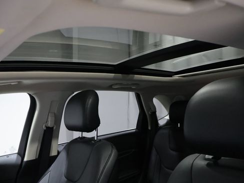 Used 2018 Ford Edge Titanium w/ Equipment Group 301A image 11