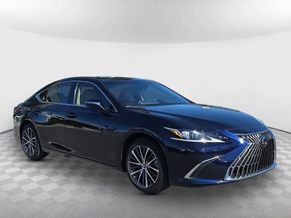 Used 2025 Lexus ES 350 w/ Premium Package