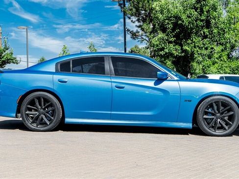 Used 2018 Dodge Charger R/T Scat Pack RWD image 5