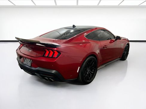 Used 2024 Ford Mustang GT Premium RWD image 4