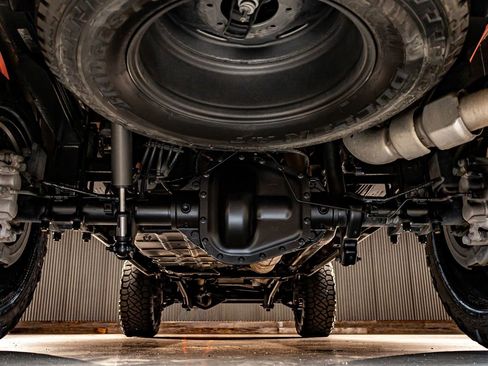 Used 2025 Ford F250 Platinum image 15