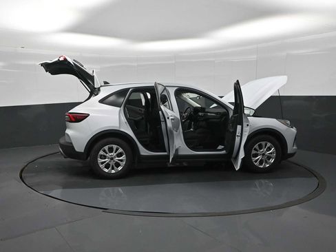 Certified 2025 Ford Escape Active w/ Cold Weather Package FWD image 60