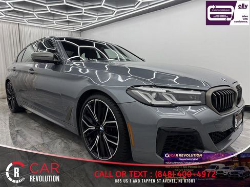 Used 2022 BMW M550i xDrive AWD/4WD image 1