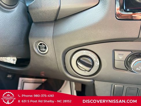 Certified 2024 Nissan Frontier PRO-4X w/ Off-Road Protection Package AWD/4WD image 18